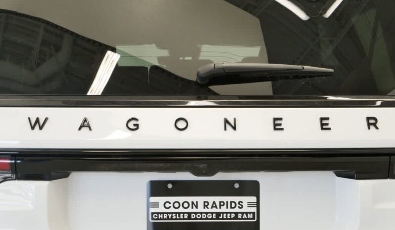 
 Jeep Wagoneer L full									