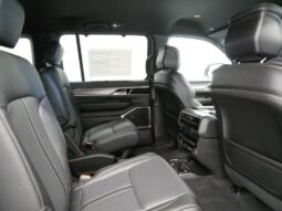 
 Jeep Wagoneer L full									