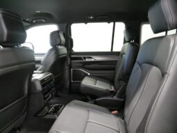 
 Jeep Wagoneer L full									