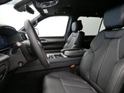 
 Jeep Wagoneer L full									