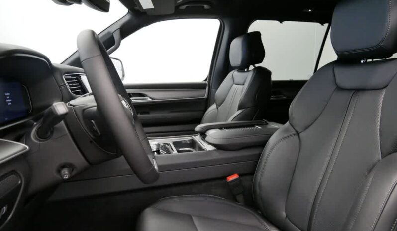 
 Jeep Wagoneer L full									