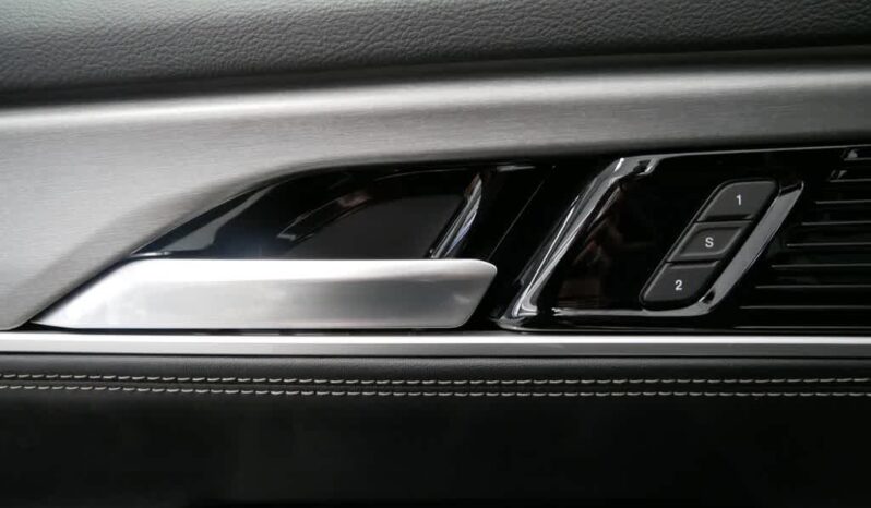 
 Jeep Wagoneer L full									