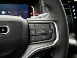 
 Jeep Wagoneer L full									