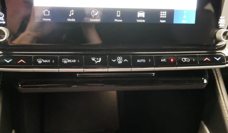 
 Jeep Wagoneer L full									