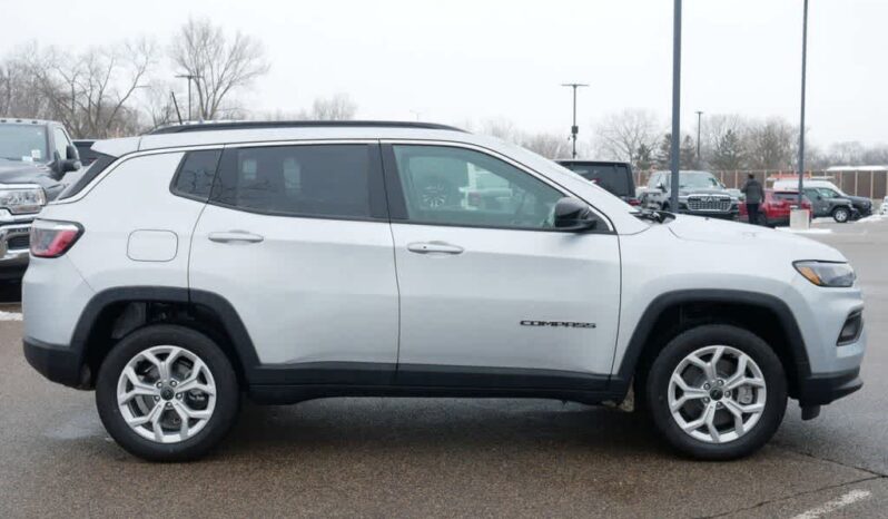 
 Jeep Compass full									