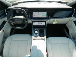 
 Jeep Wagoneer S full									