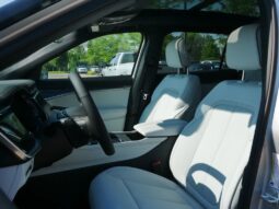 
 Jeep Wagoneer S full									
