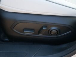 
 Jeep Wagoneer S full									