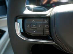 
 Jeep Wagoneer S full									