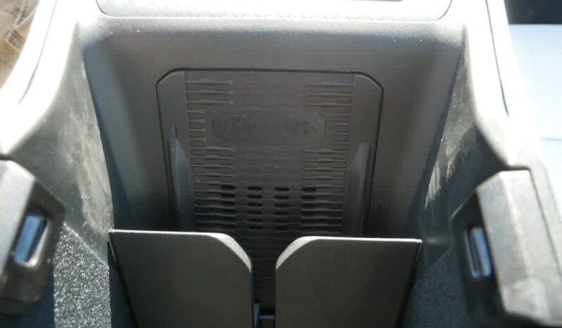 
 Jeep Wagoneer S full									