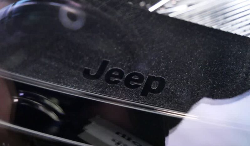 
 Jeep Compass full									