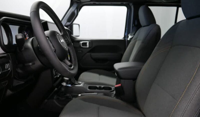 
 Jeep Wrangler full									