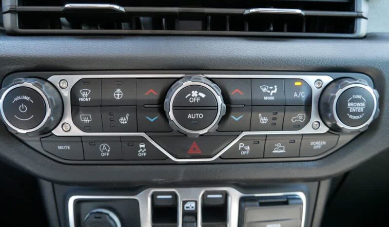 
 Jeep Wrangler full									