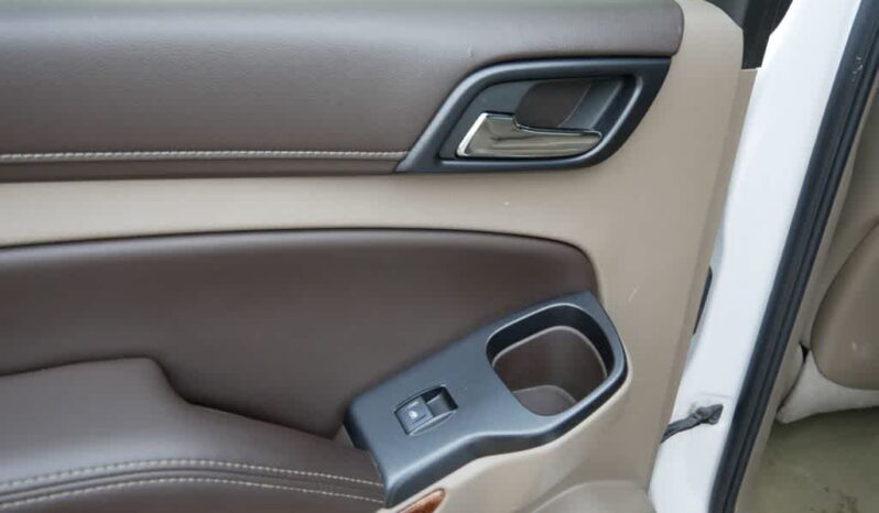 
 Chevrolet Tahoe full									