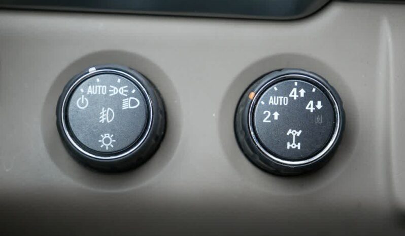 
 Chevrolet Tahoe full									