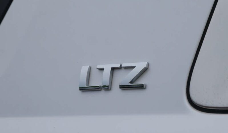 
 Chevrolet Tahoe full									