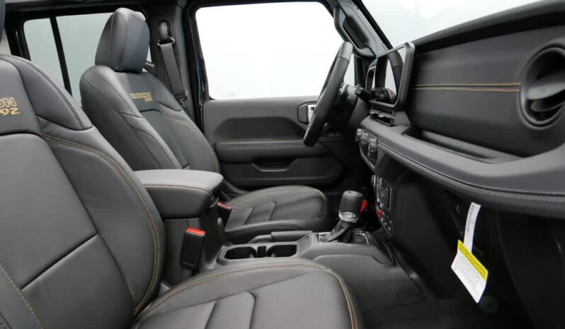 
 Jeep Wrangler full									
