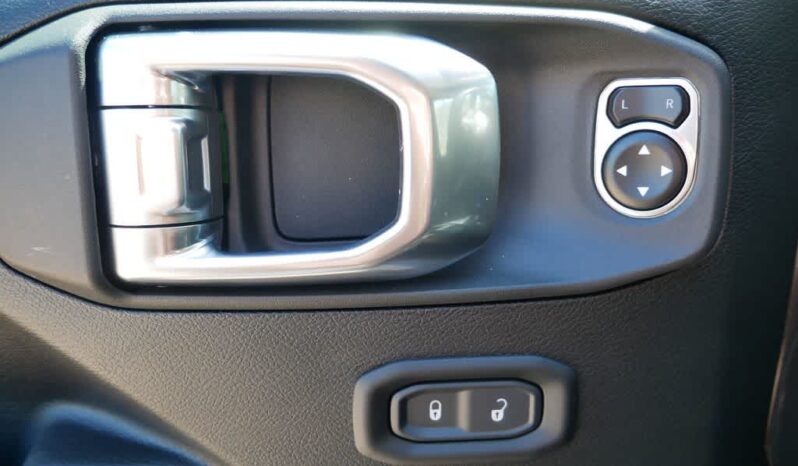 
 Jeep Wrangler full									