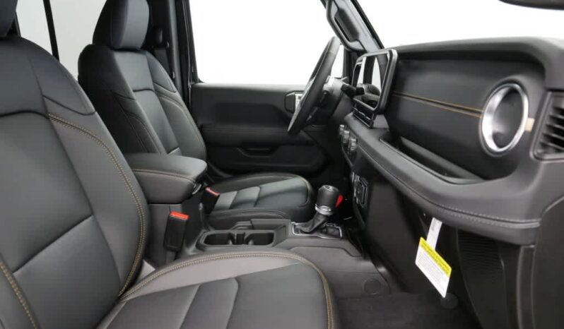 
 Jeep Wrangler full									