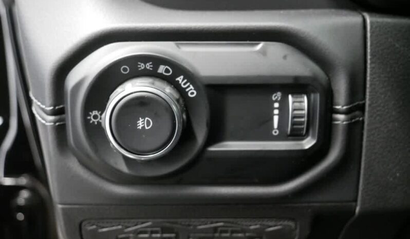 
 Jeep Wrangler full									