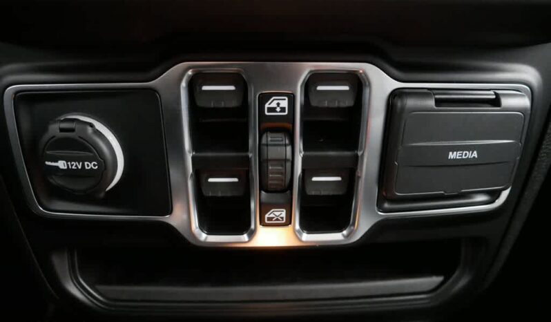 
 Jeep Wrangler full									