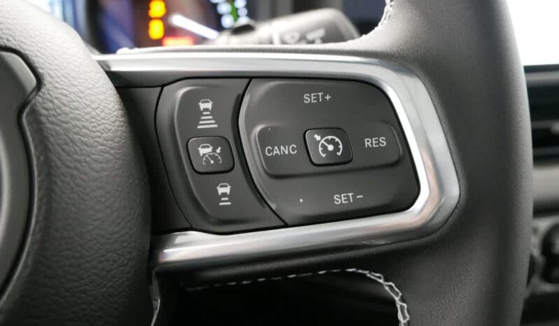
 Jeep Wrangler 4xe full									