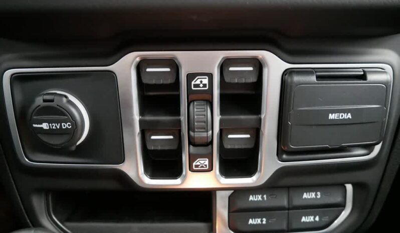 
 Jeep Wrangler 4xe full									