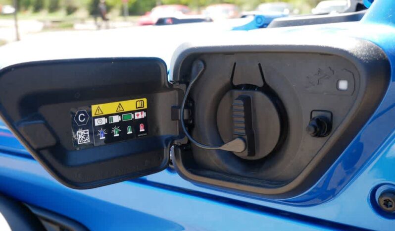 
 Jeep Wrangler 4xe full									