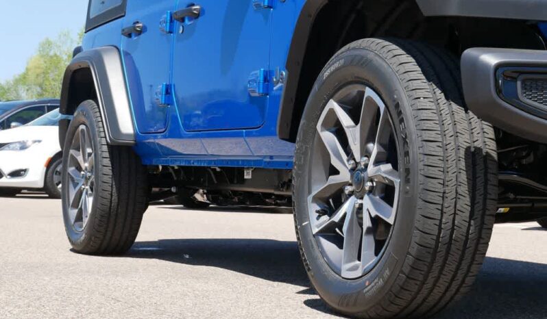 
 Jeep Wrangler 4xe full									