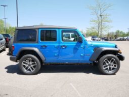 
 Jeep Wrangler 4xe full									
