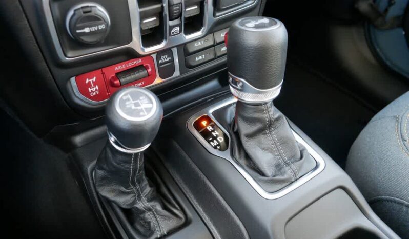 
 Jeep Wrangler 4xe full									