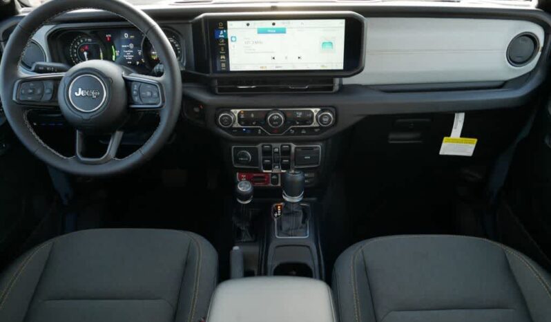 
 Jeep Wrangler 4xe full									