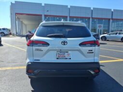 Toyota Corolla Cross full