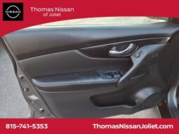 Nissan Rogue full
