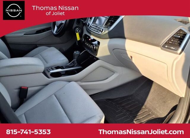 
 Hyundai Tucson full									