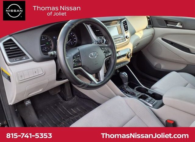 
 Hyundai Tucson full									