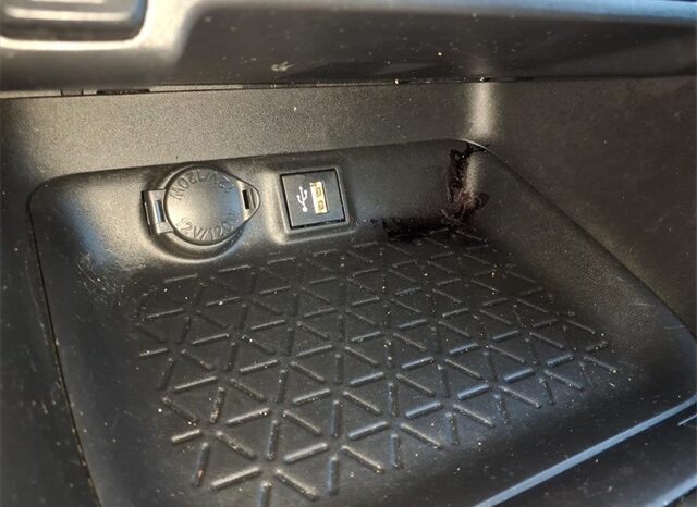 
 Toyota RAV4 Hybrid full									