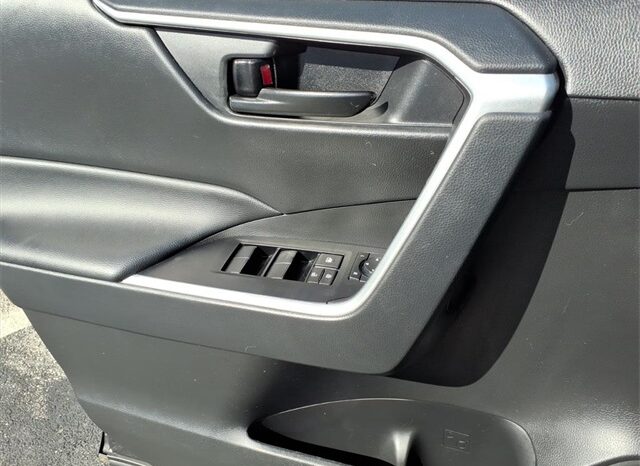 
 Toyota RAV4 Hybrid full									