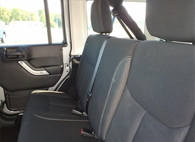 
 Jeep Wrangler full									