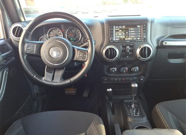 
 Jeep Wrangler full									