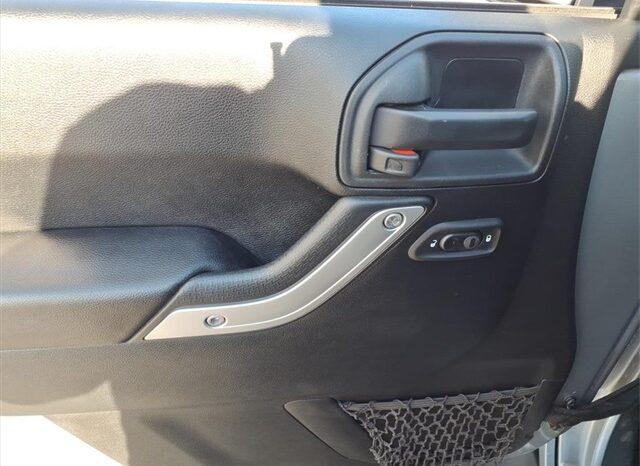 
 Jeep Wrangler full									