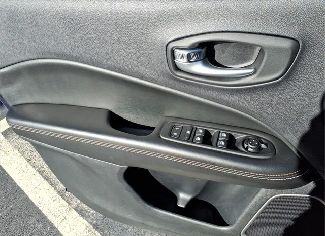 
 Jeep Compass full									