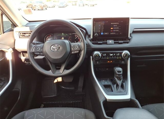 
 Toyota RAV4 full									