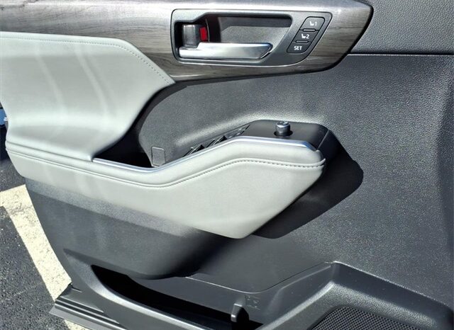 
 Toyota Highlander full									