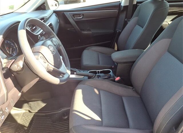 
 Toyota Corolla full									