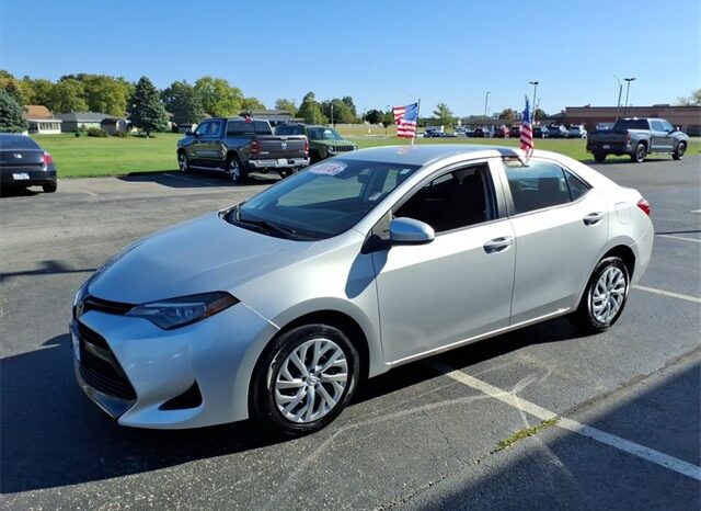 
 Toyota Corolla full									