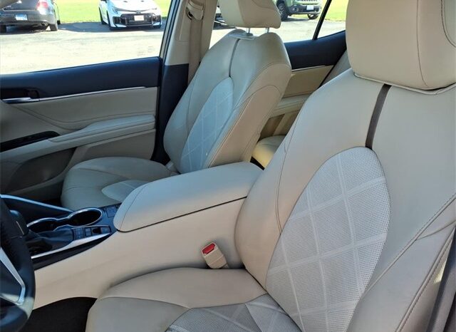 
 Toyota Camry Hybrid full									