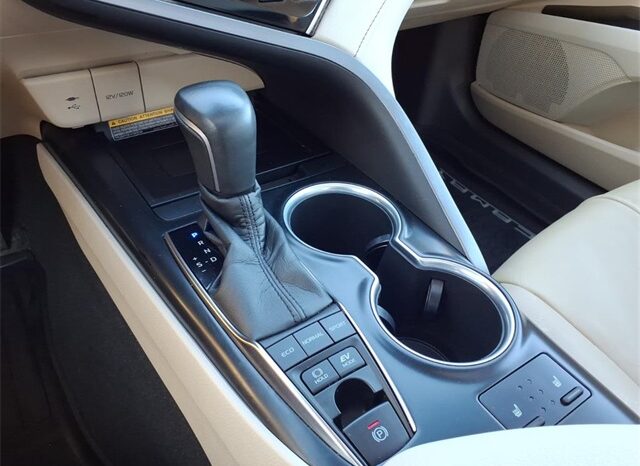 
 Toyota Camry Hybrid full									