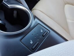 
 Toyota Camry Hybrid full									