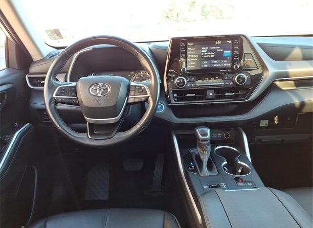 
 Toyota Highlander Hybrid full									